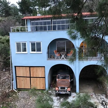 Kaplumba Hotel